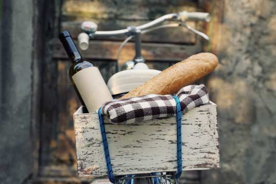 un cestino da picnic per le vacanze in Bretagna