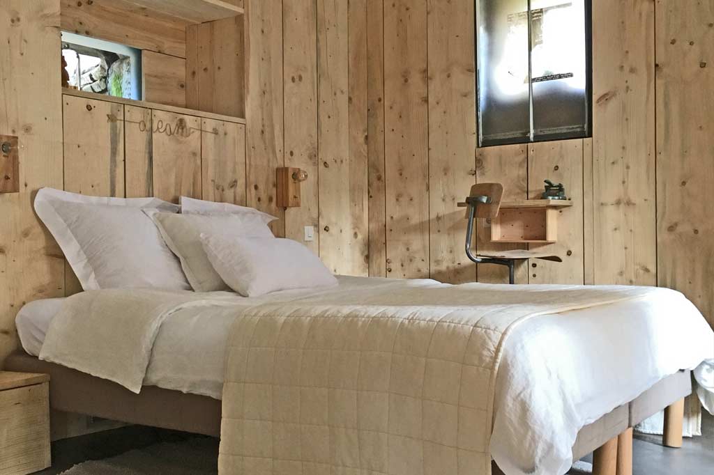 Chambre parentale dans le gîte n°1, la maison des Lamour, Bretagne